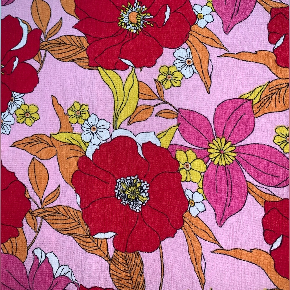SOLD Floral print button down shirt size M - Picture 7 of 7